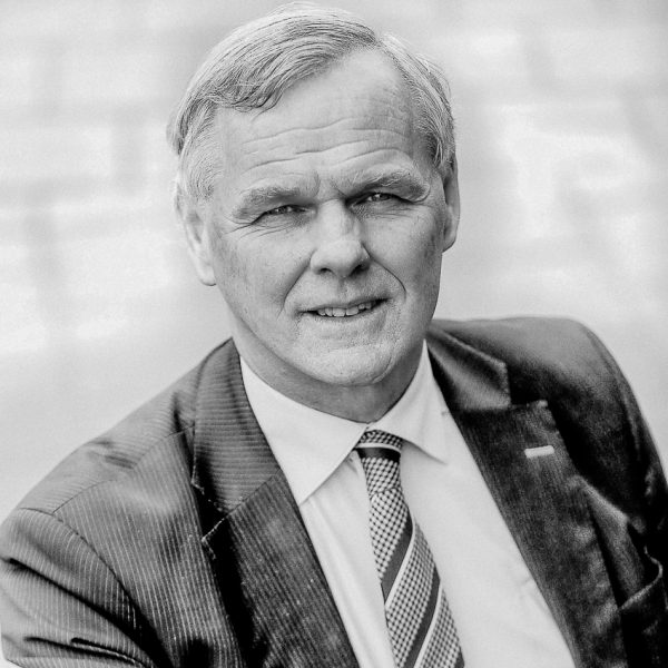 Henk van der Esch